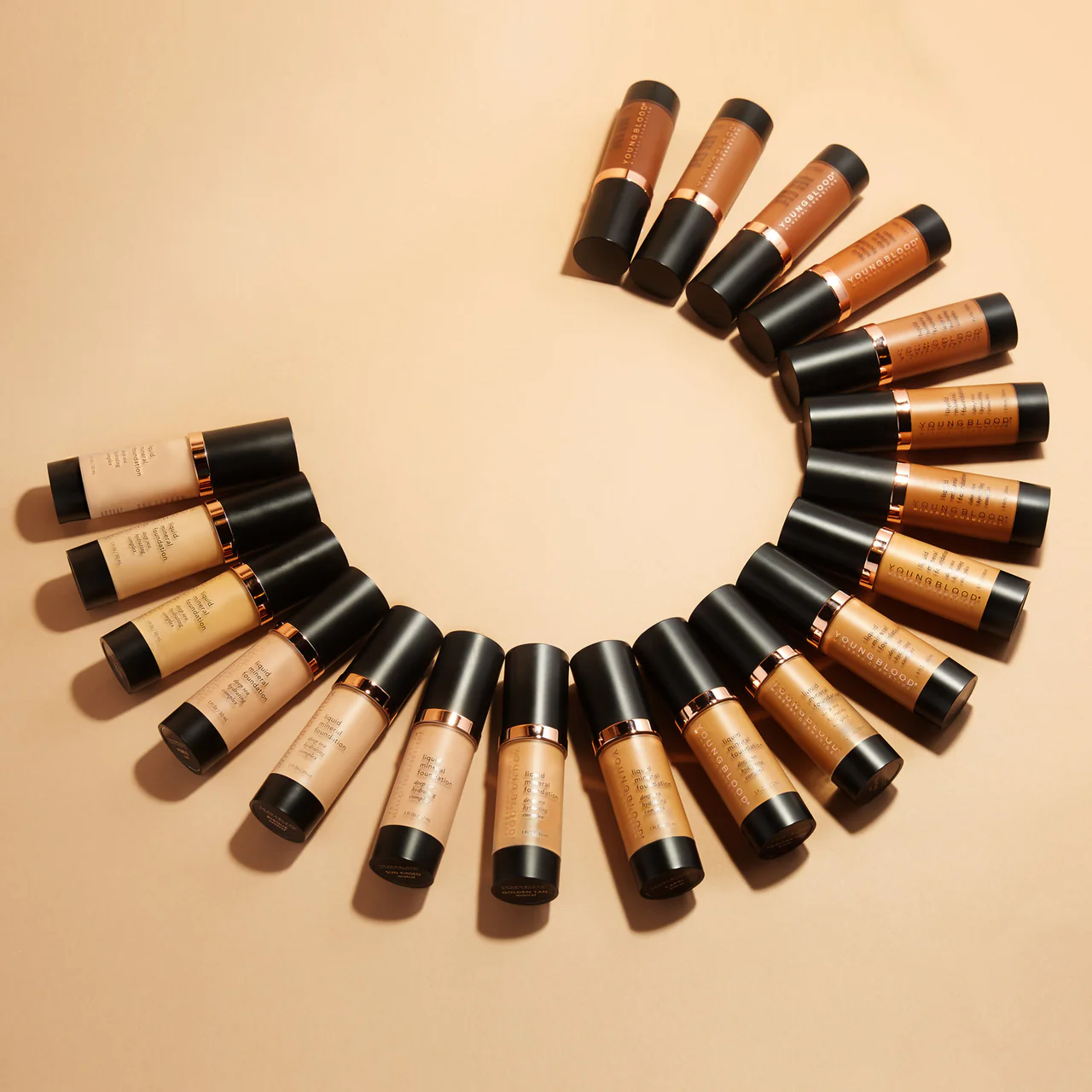 Youngblood Liquid Mineral Foundation Suntan - Afbeelding 3