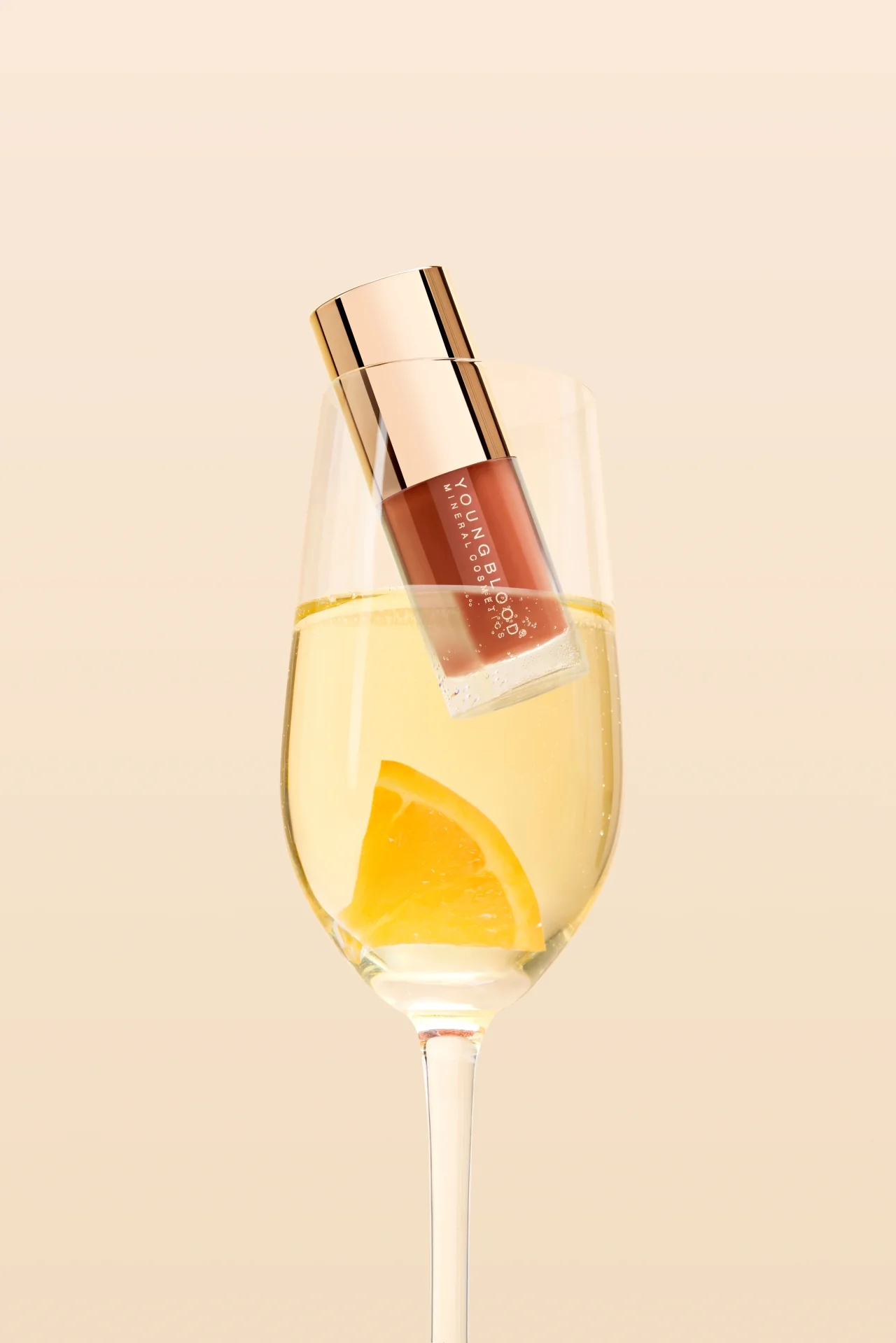 Youngblood Everglow Lip Oil Spritz - Afbeelding 3